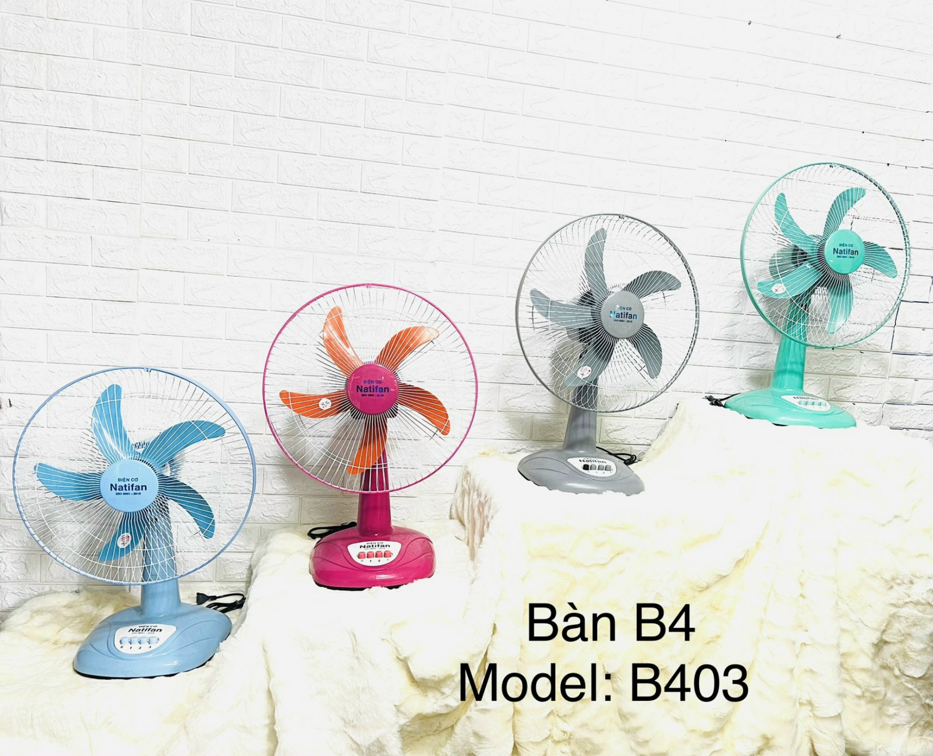 quat_ban_b403